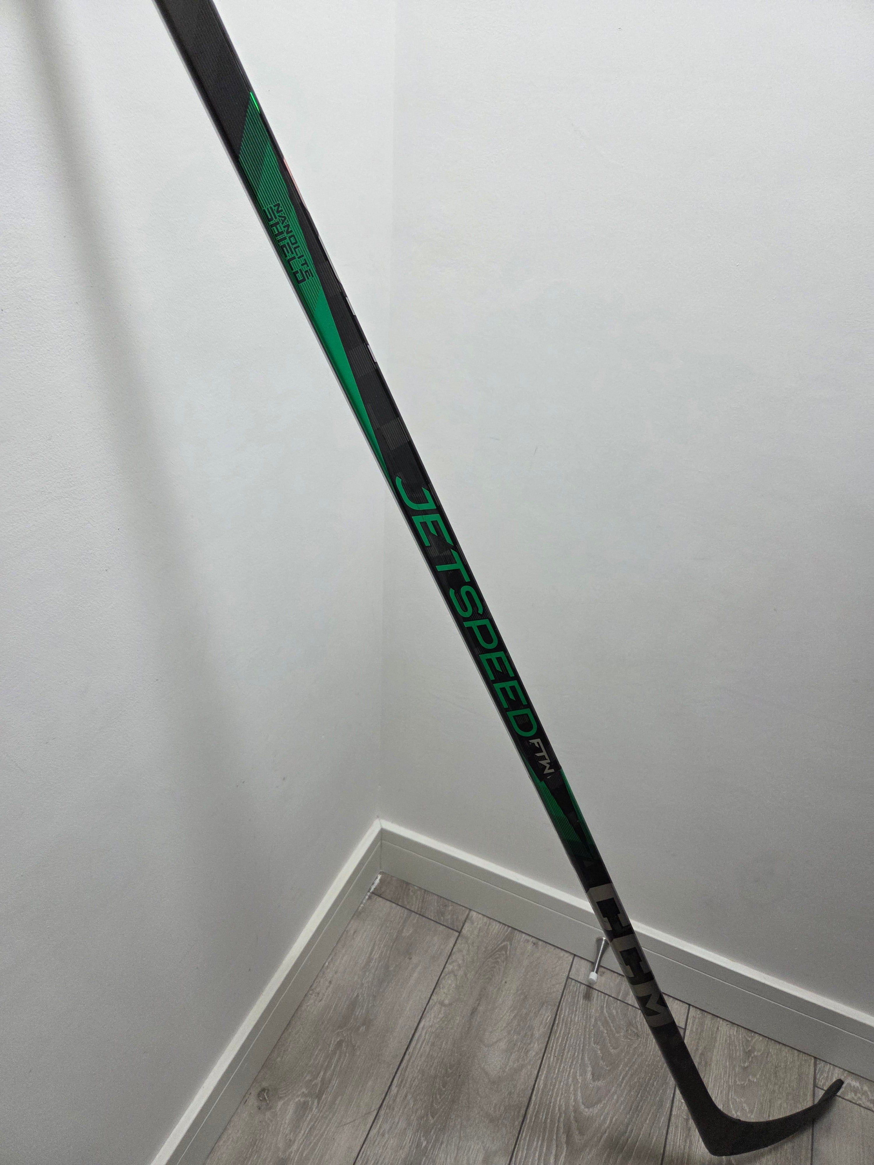 CCM Jetspeed FTW p28 flex 100