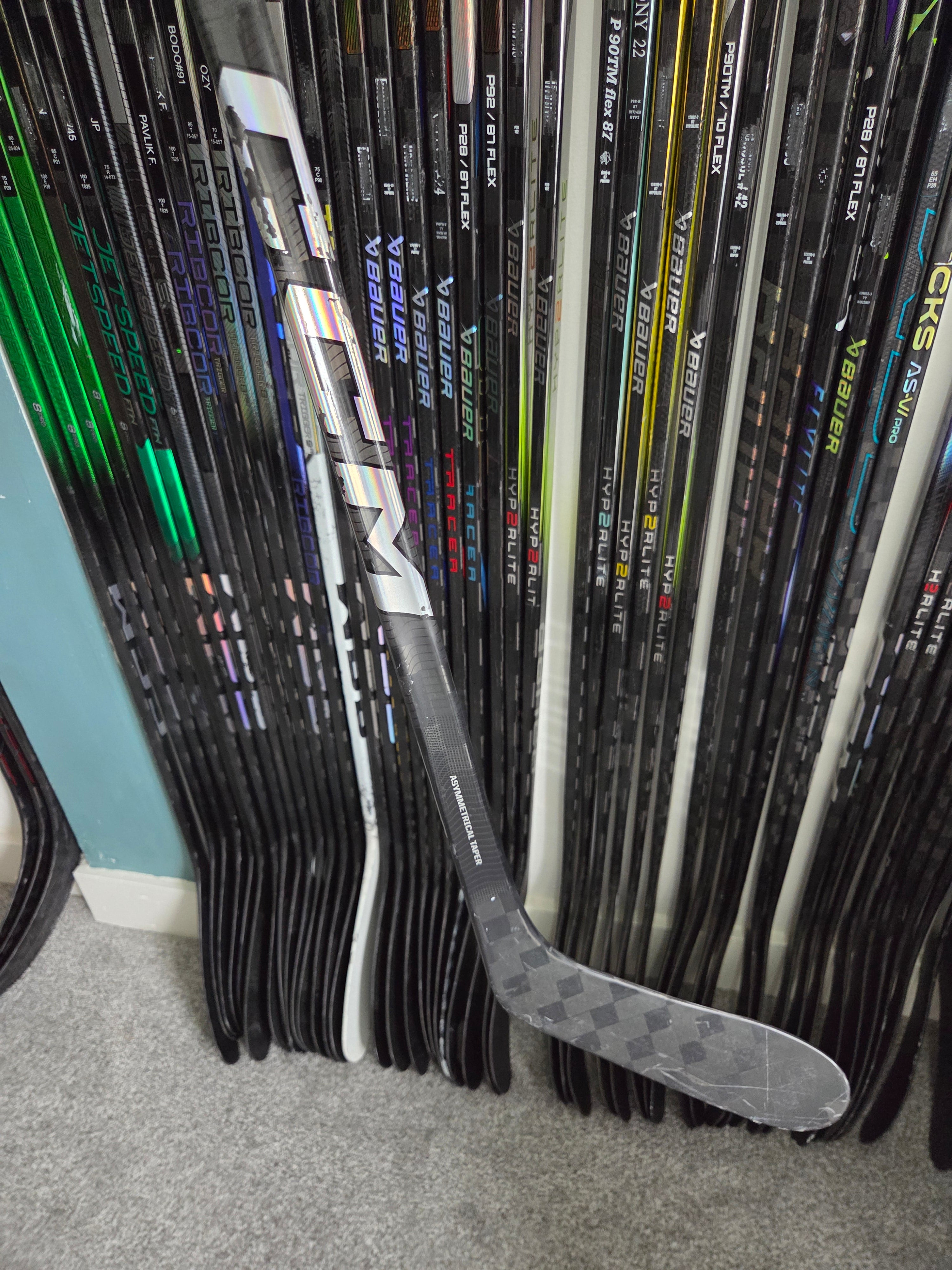CCM Ribcor Trigger 8pro p28 flex 75