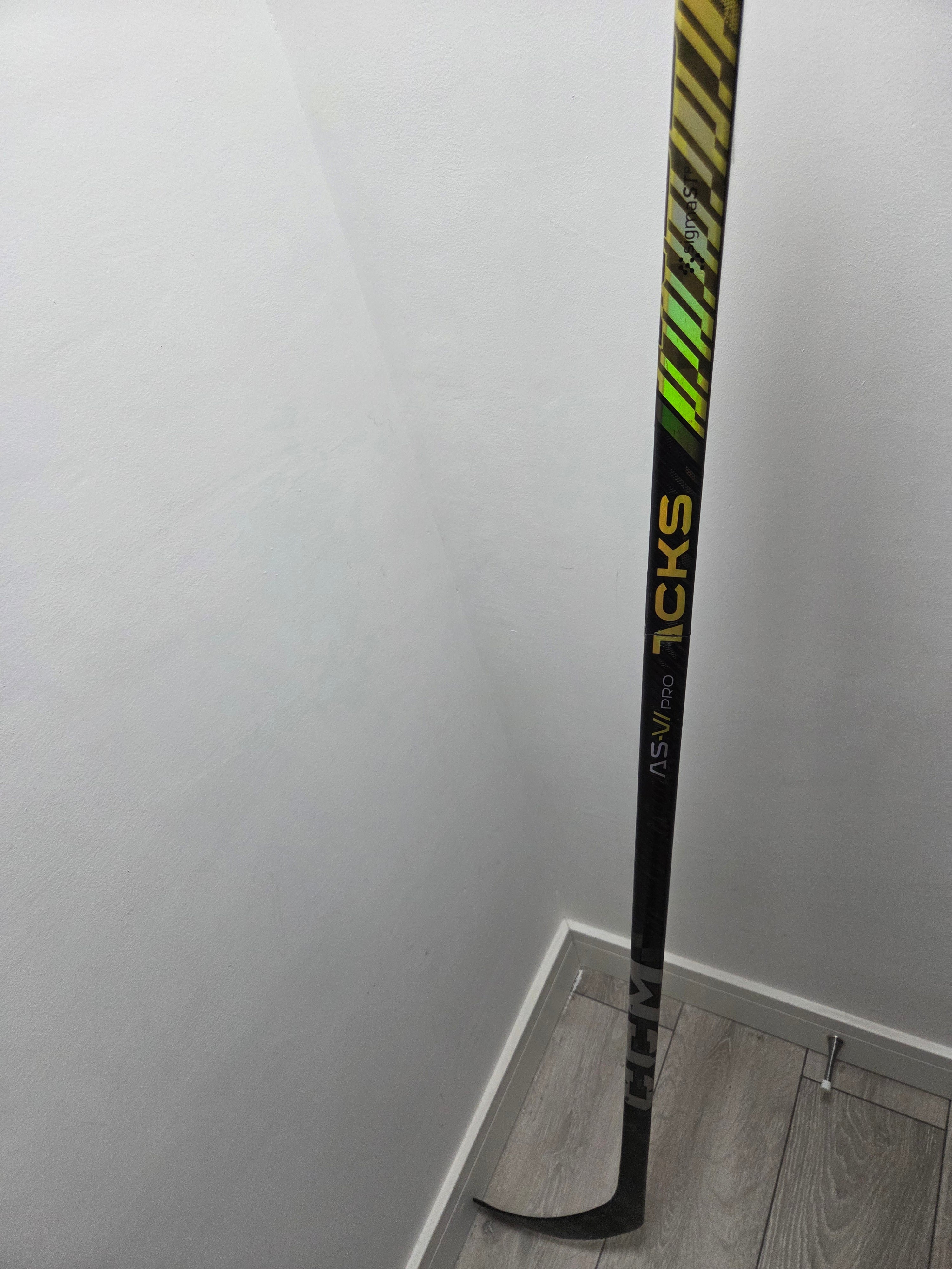 CCM Tacks AS-VI pro, p29 flex 85